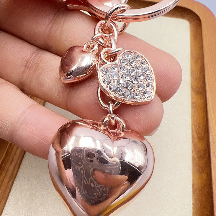 Wholesale Heart-shaped diamond keychains